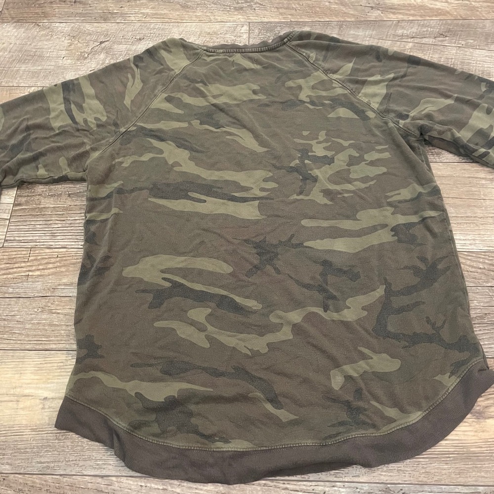 Olive Camo Raglan Sweatshirt XL Curved Hem Earthy Military Streetwear Relaxed - Picture 8 of 8